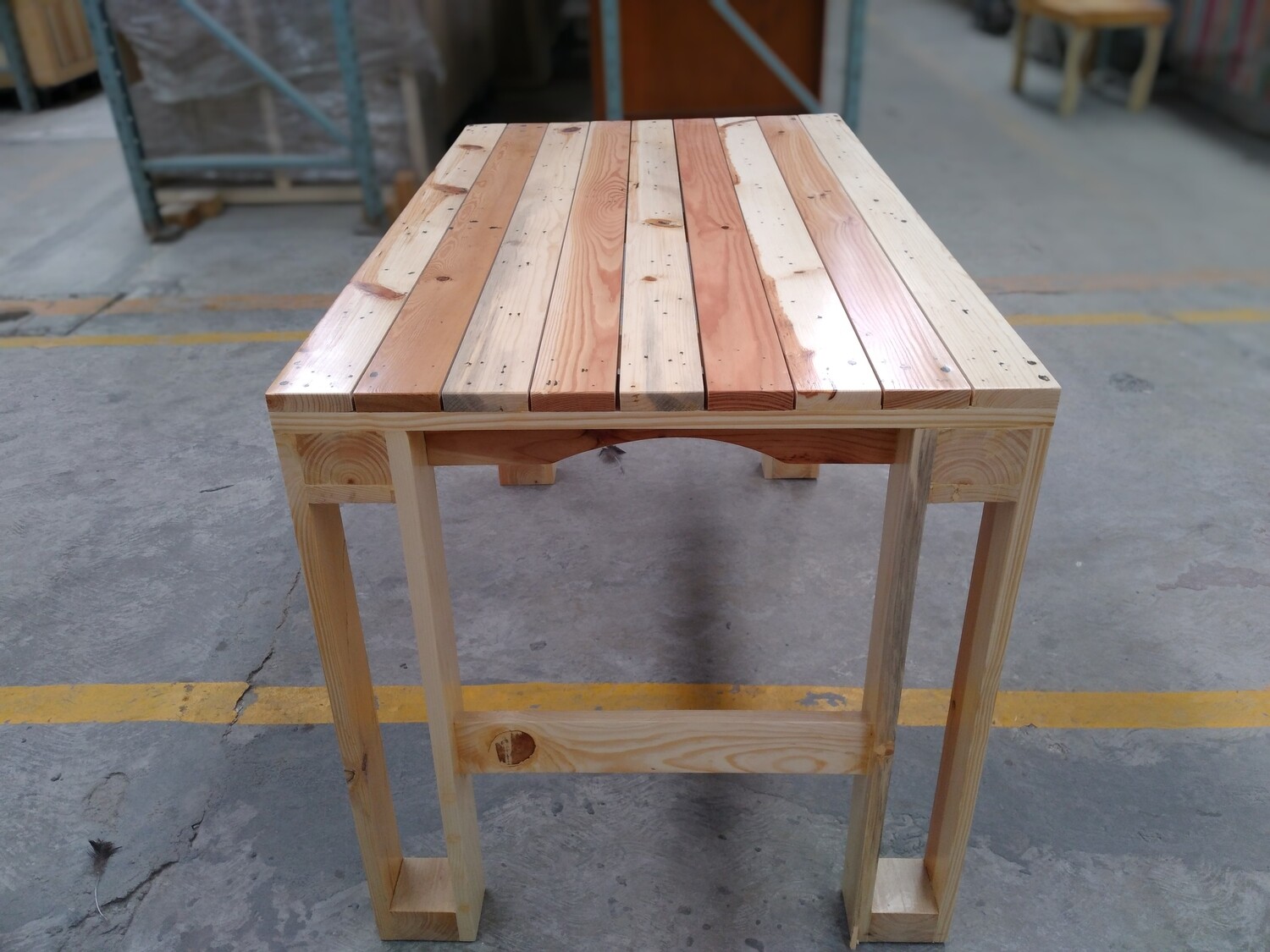 MESA PALLET 150