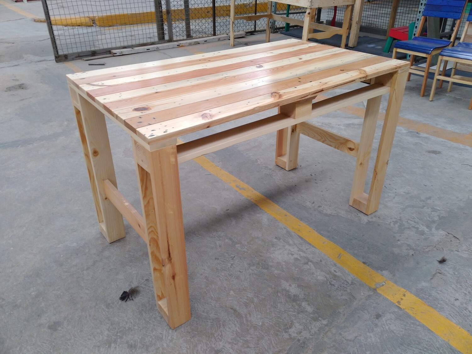 MESA PALLET 120