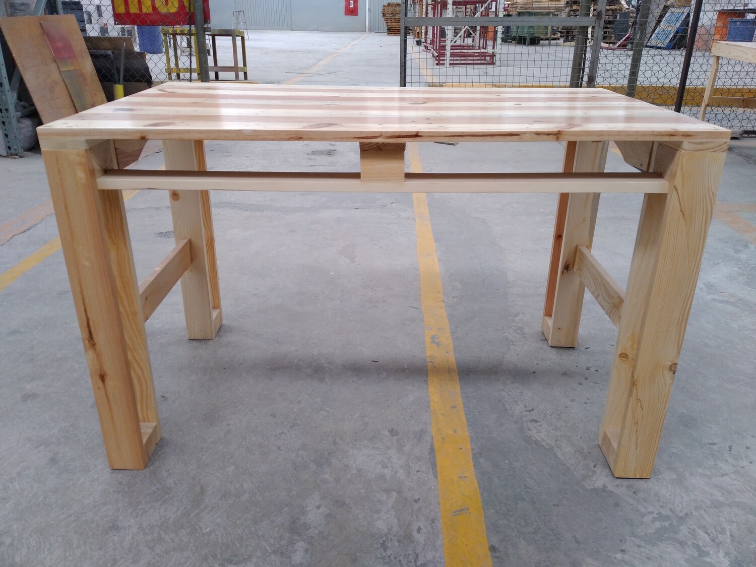 MESA PALLET 120