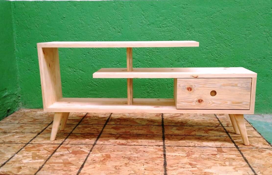 MUEBLE PARA TV