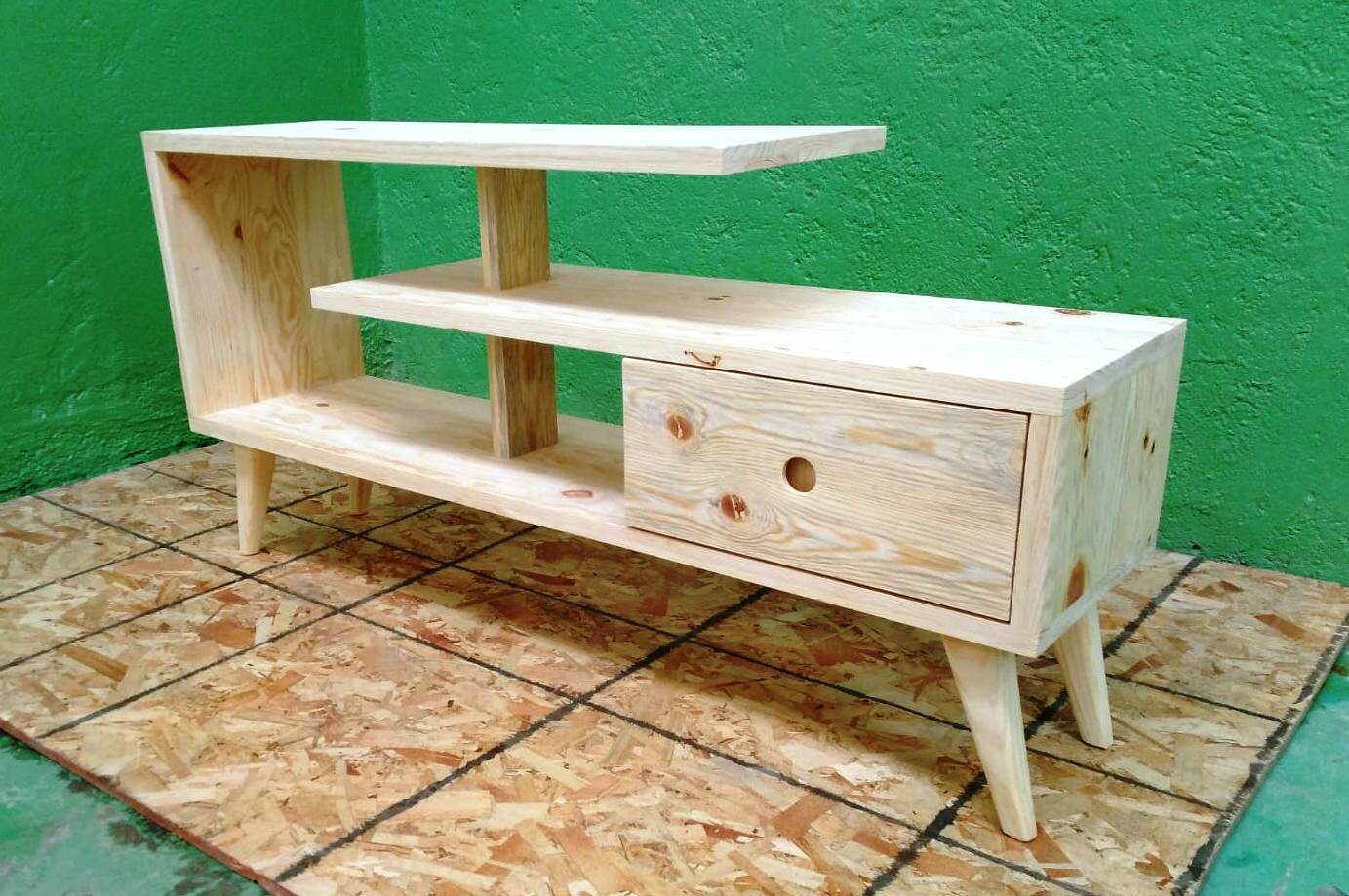 MUEBLE PARA TV