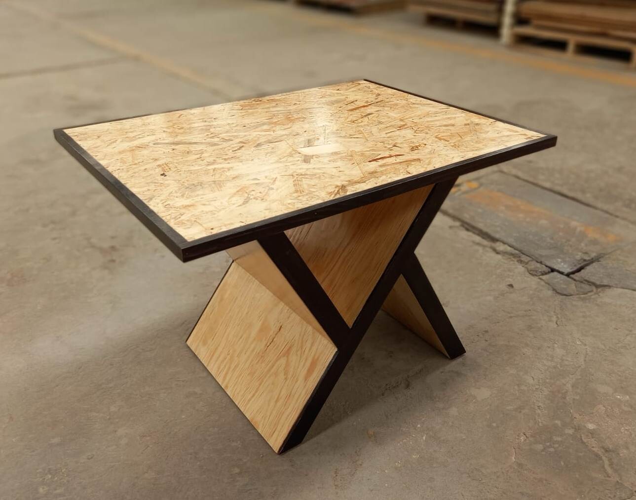 MESA DE CENTRO CR