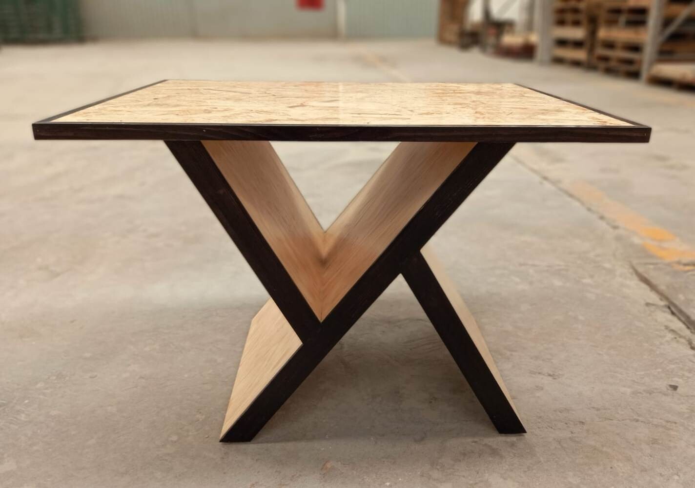 MESA DE CENTRO CR