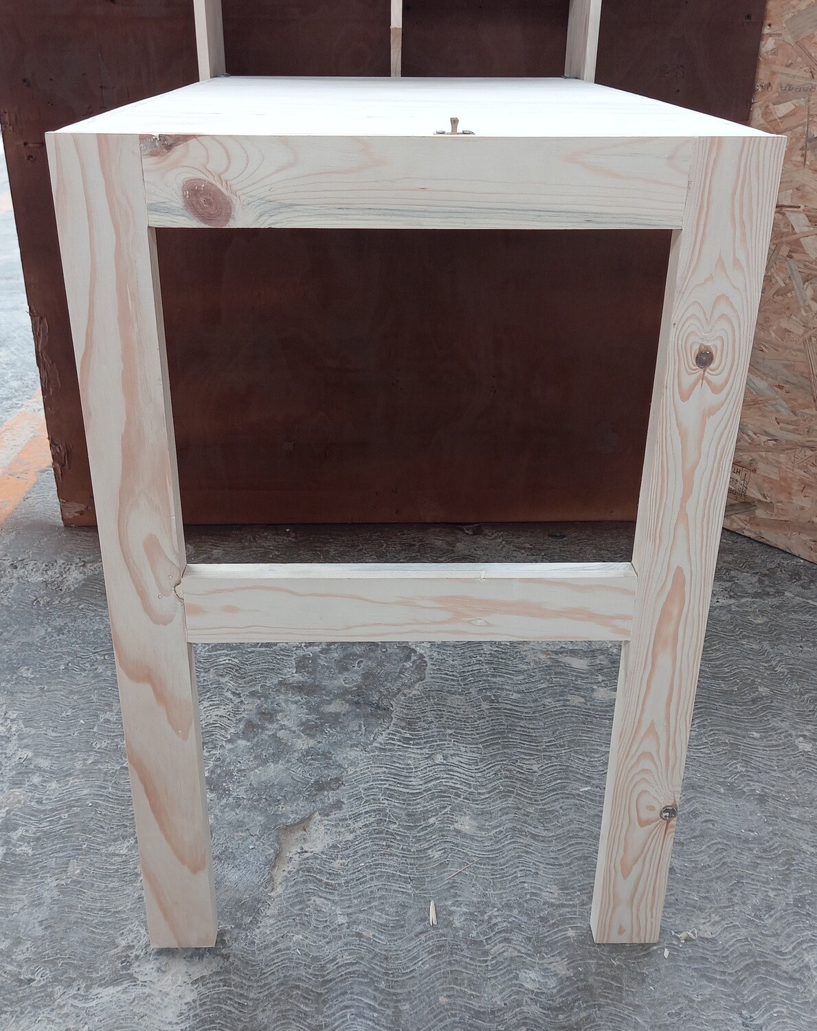 MESA PLEGABLE MULTIUSOS