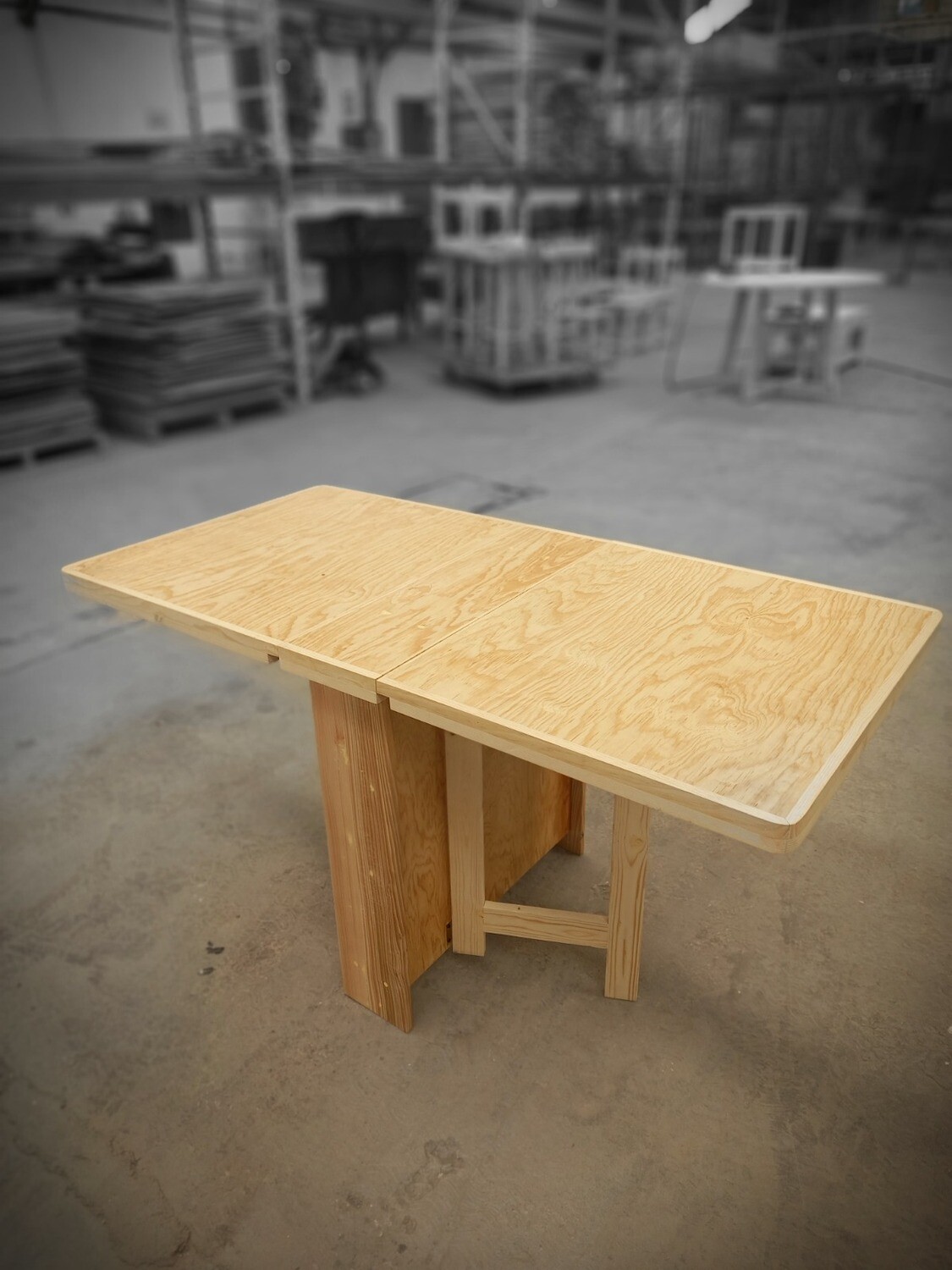 MESA ABATIBLE