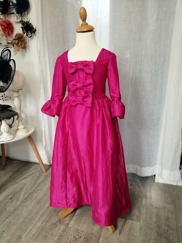 Robe Pompadour