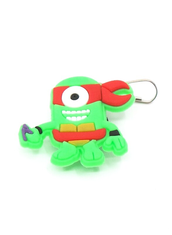 Minions Zipper Pulls