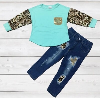 Mint Top with Leopard Sleeve/Distressed Demin Set