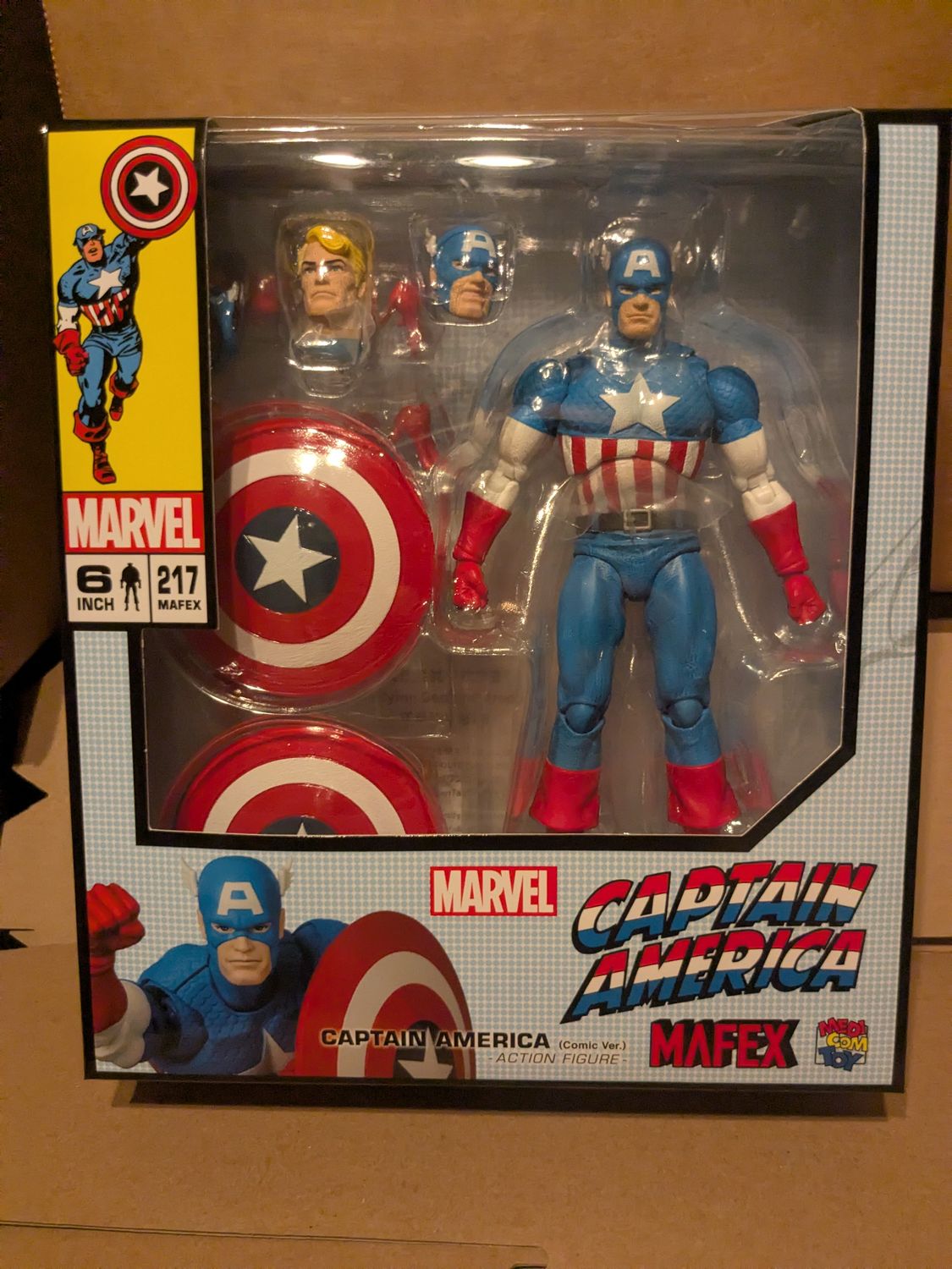 MAFEX CAPTAIN AMERICA COMIC Ver. Figure Medicom Toy No.217 (TAX INCLUDED - IN STOCK)