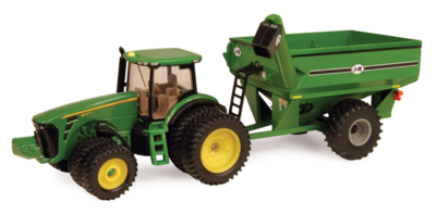 Tractor 8320R con Carro de Granos 1:64