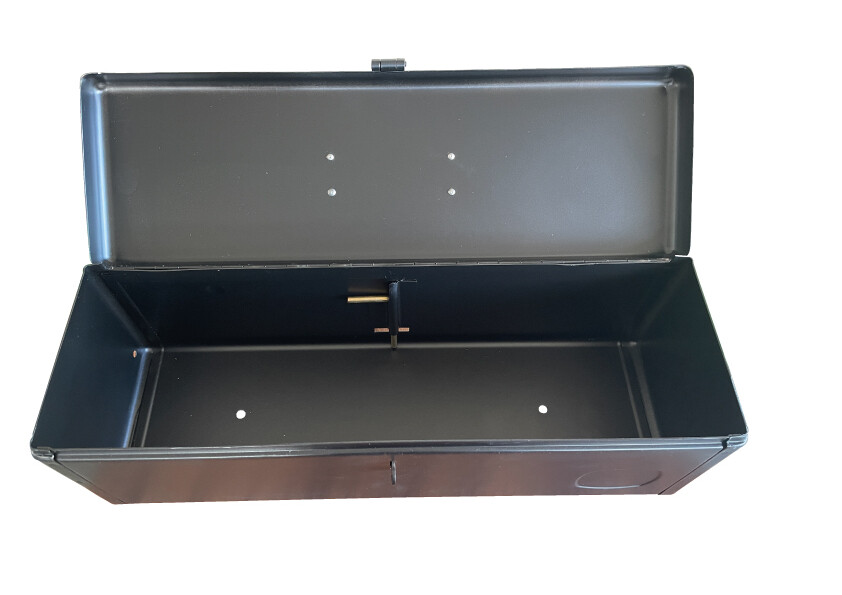 Nueva caja de herramientas negra