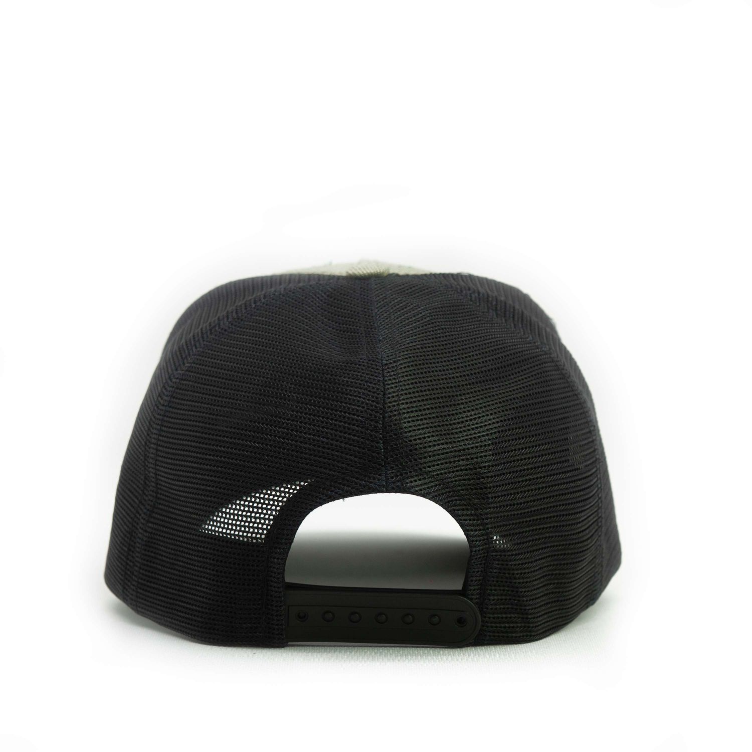 Gorro John Deere Trucker Premium Caqui