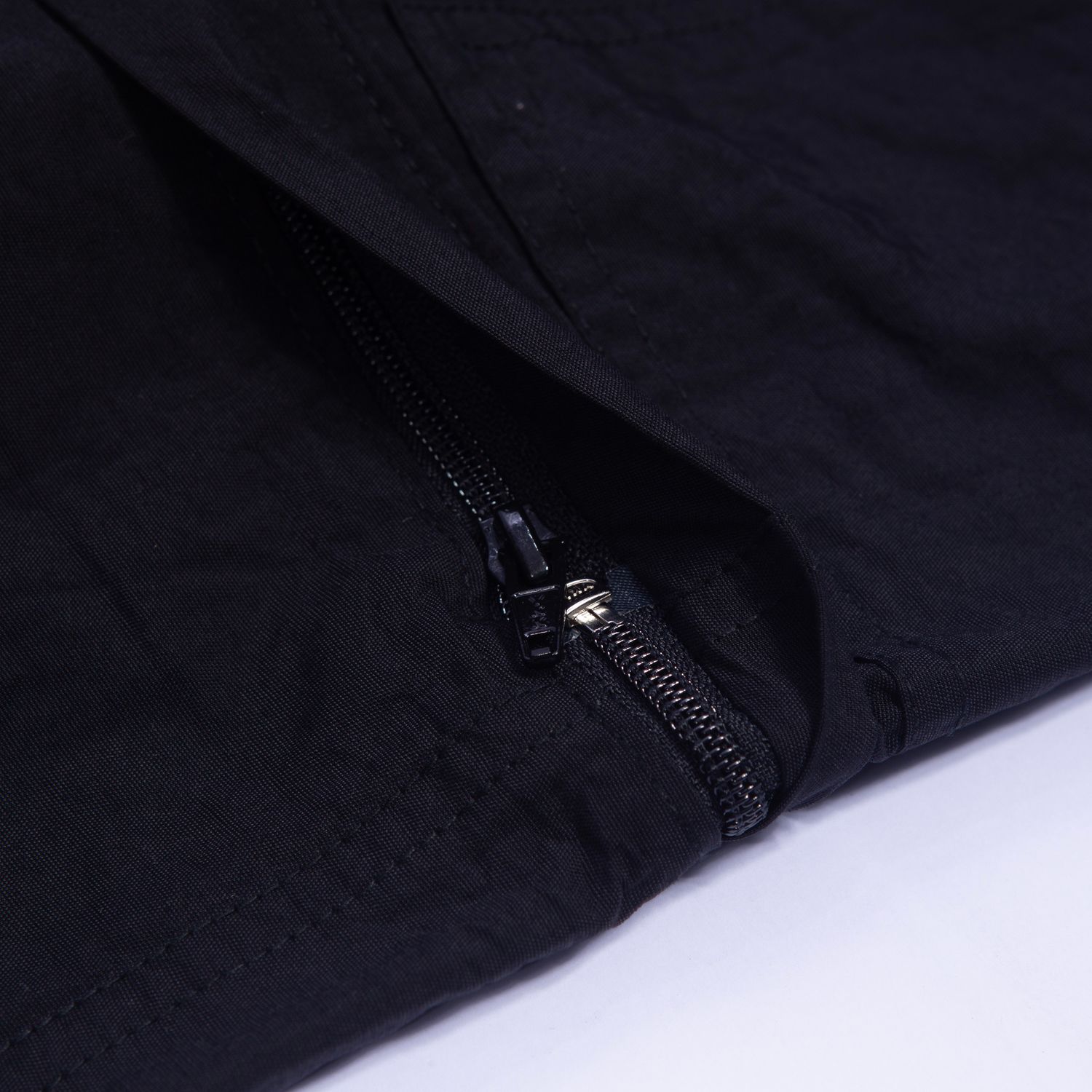 Pantalón John Deere Femenino Trekking/Bermuda-Color Negro