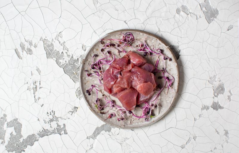 Ente ohne Haut in Würfel P&P geschnetzelt Ente ohne Haut in Würfel P&P geschnetzelt