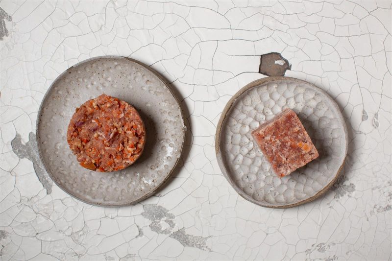 Komplettmenü Kaninchen in Würfel P&P Komplettmenü Kaninchen in Würfel P&P