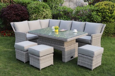 Cumbria Casual Dining Set With Adjustable Table