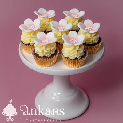 Minicupcakes med sockerblomma