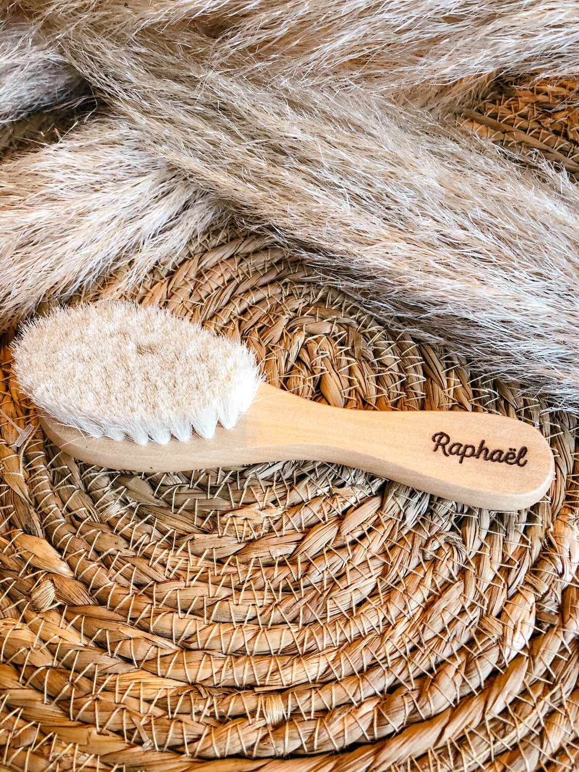 Brosse à cheveux bébé