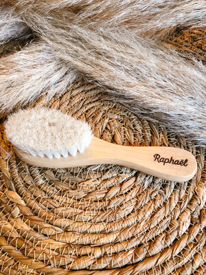 Brosse à cheveux bébé