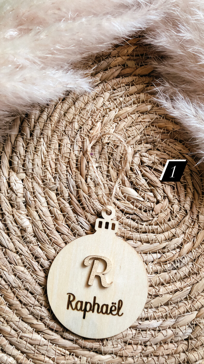Boule de Noël en bois