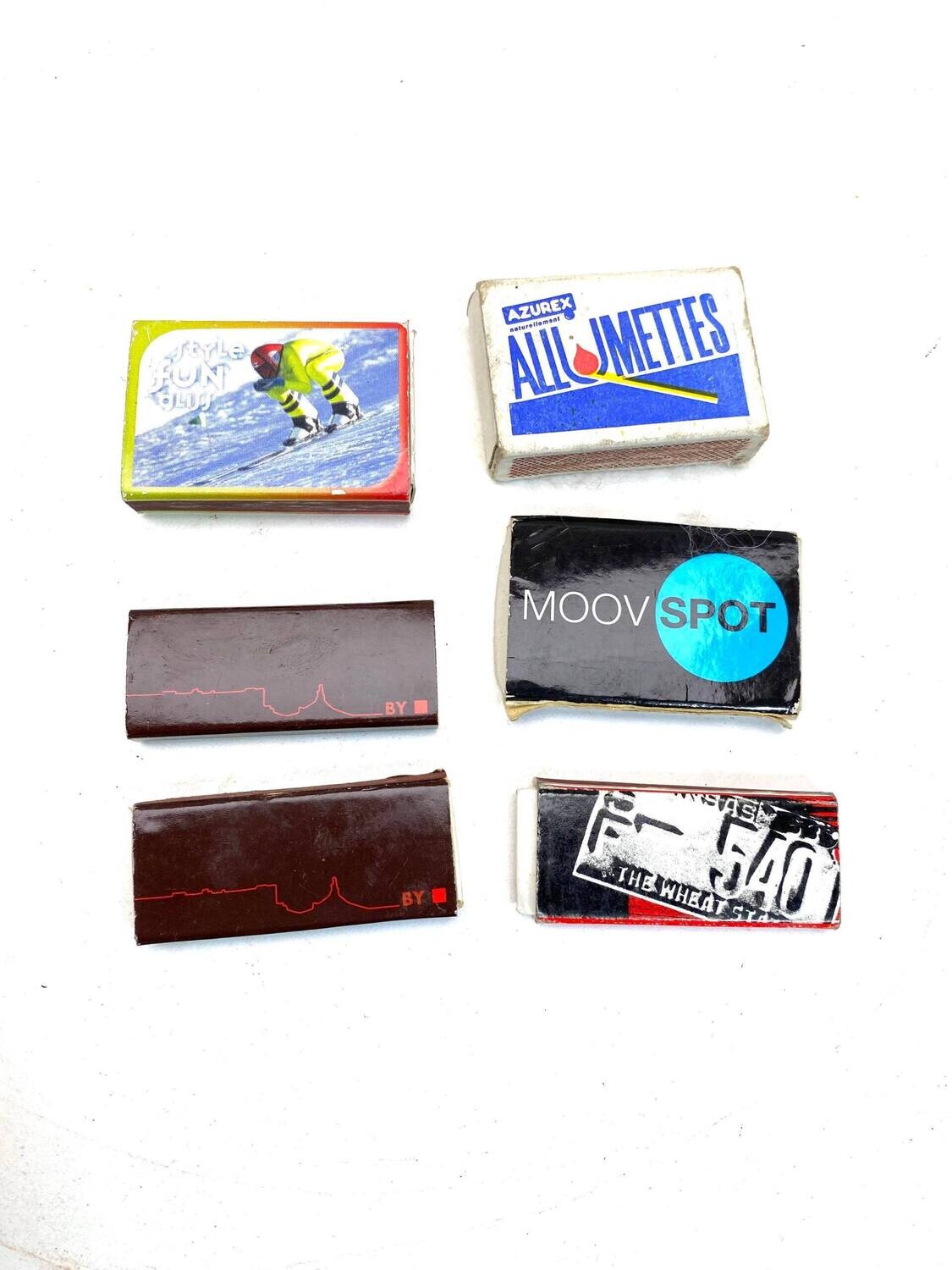 lot de boites d'allumettes
