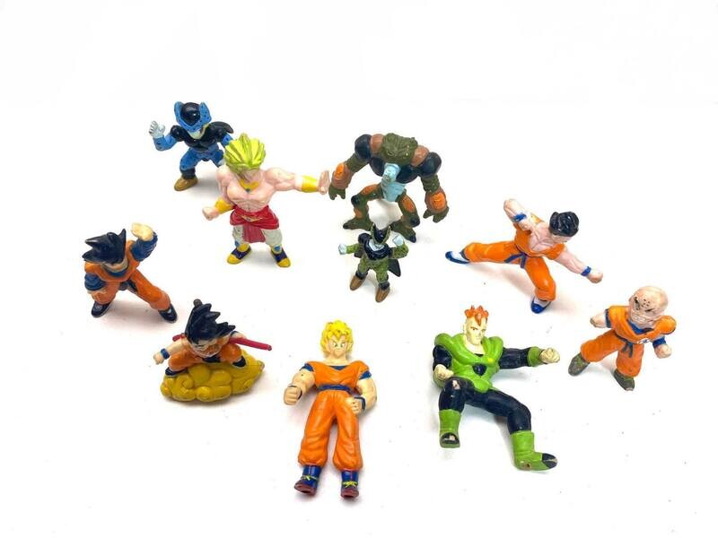 Lot de figurines dragon ball z 1989