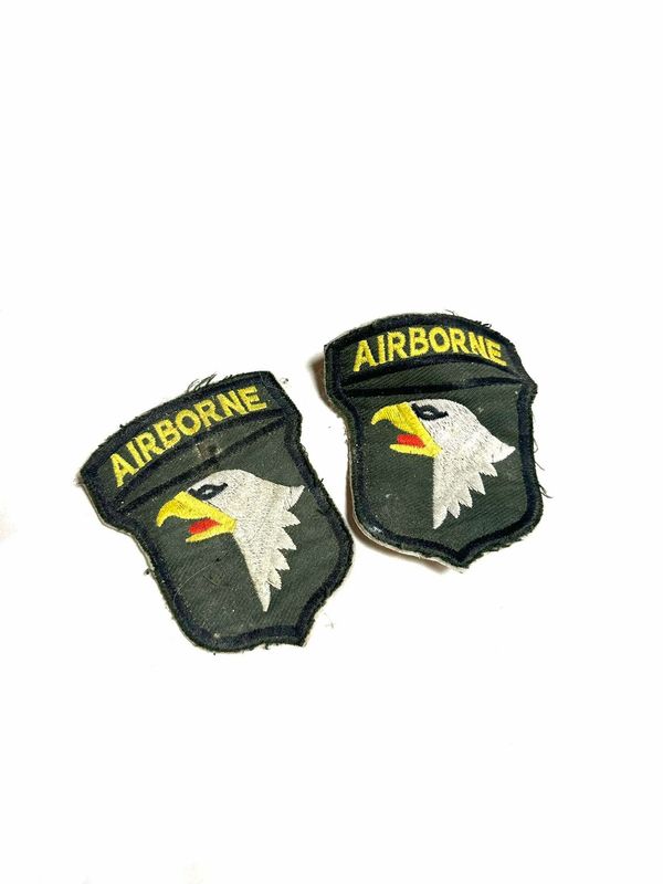 Lot de deux Patche écusson Airborne division US army aigle patch brodé
