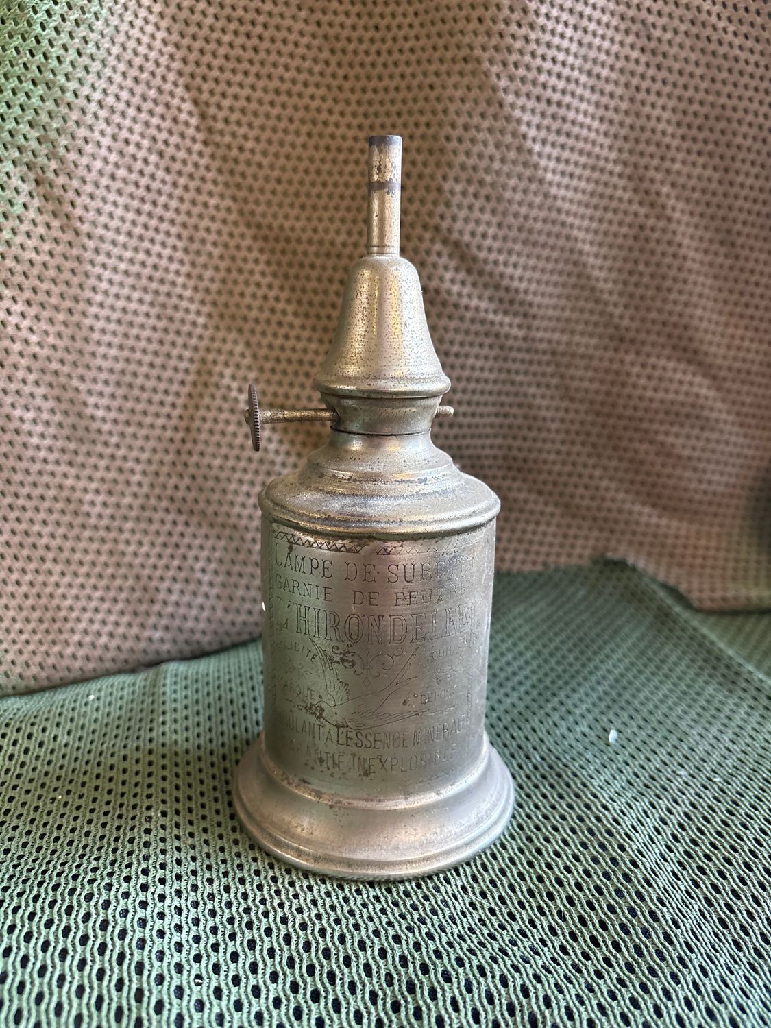 Lampe de surete garnie de feutre l’hirondelle