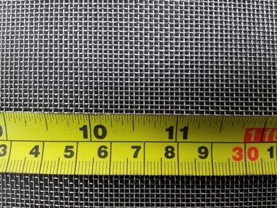 Stainless woven 18 mesh: 1.06mm aperture Stainless woven 18 mesh: 1.06mm aperture