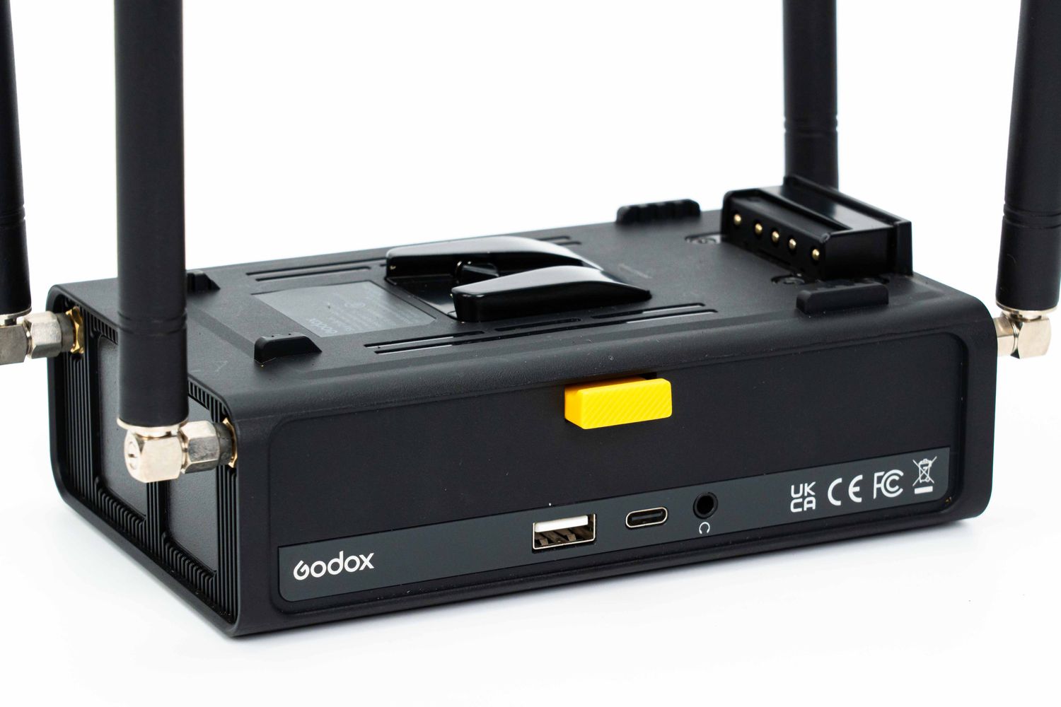 Godox SkyTalk H20S + HUB 1.9GHz Full-Duplex Wireless Intercom System with 20 Single-Ear Headsets