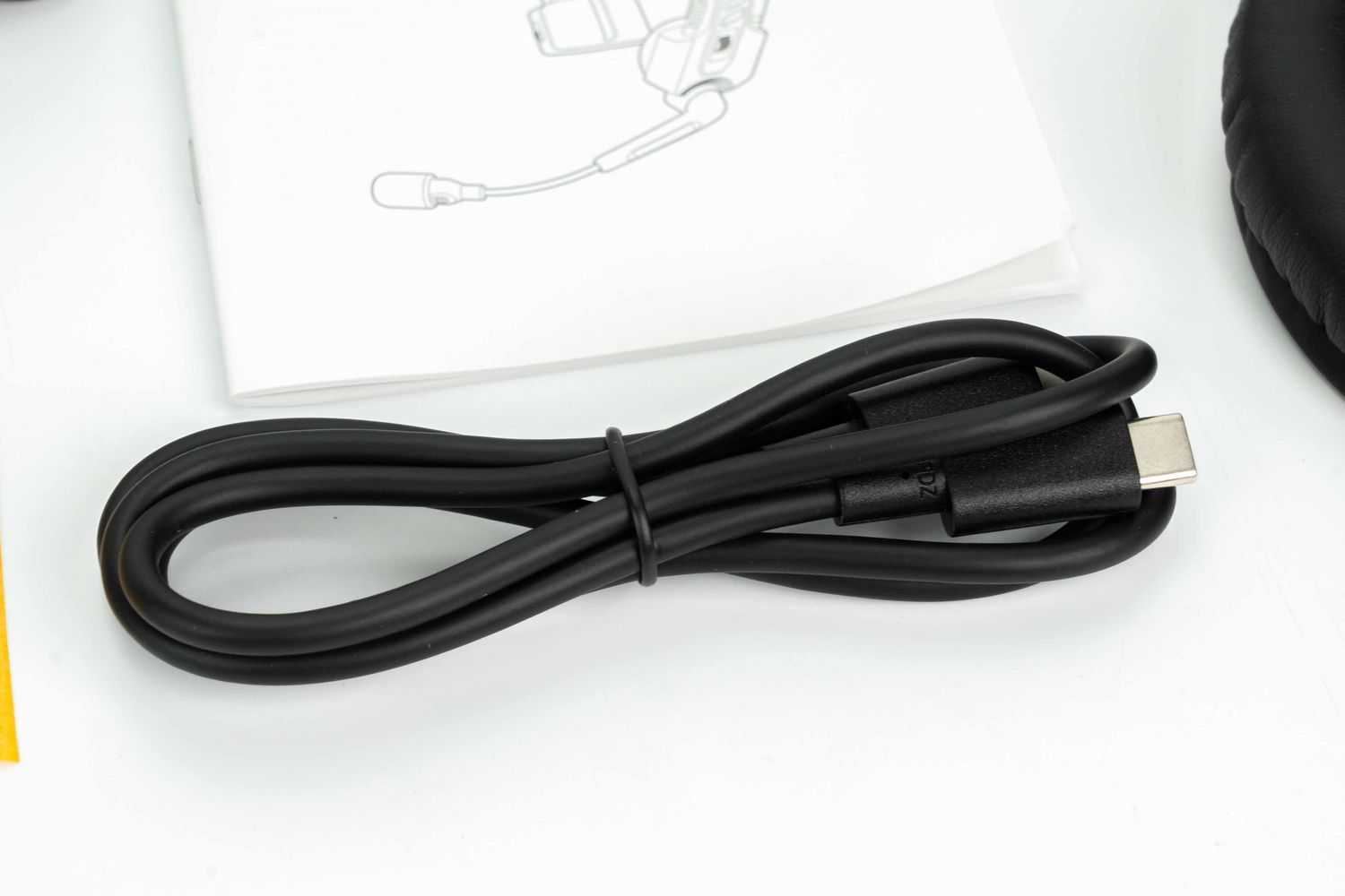 Godox SkyTalk 8S 1.9GHz Full-Duplex Wireless Intercom System