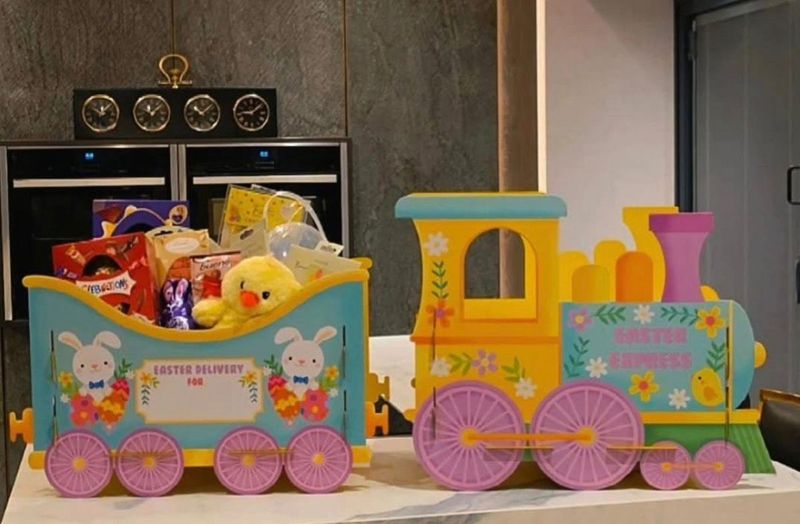 Easter - Delivery Train