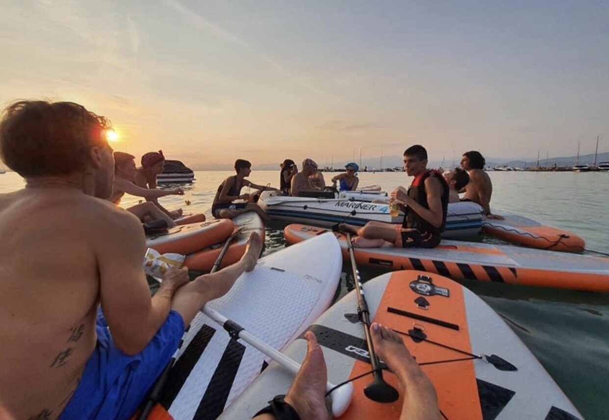 SUNRISE SUP SUNRISE SUP