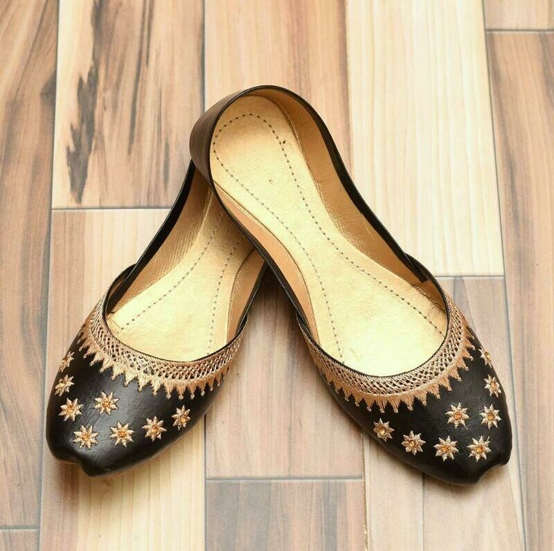 Royal Black Khussa