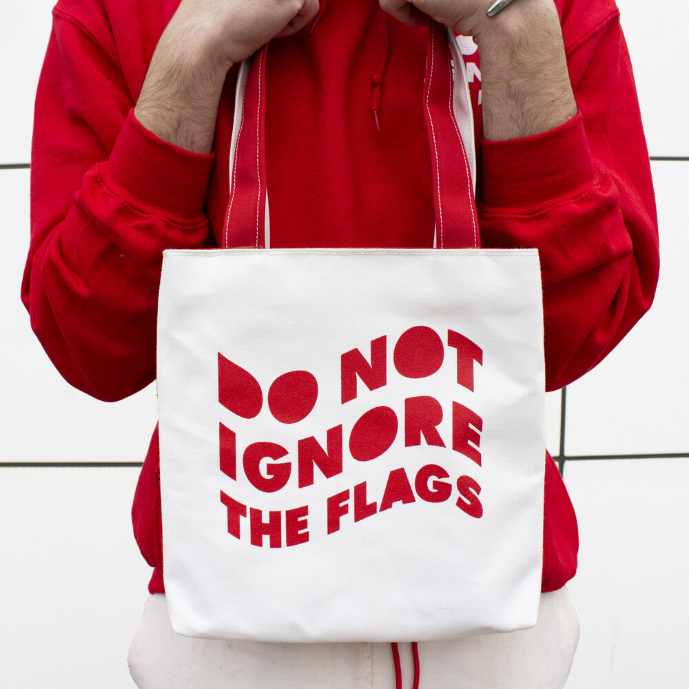 red flags mini tote