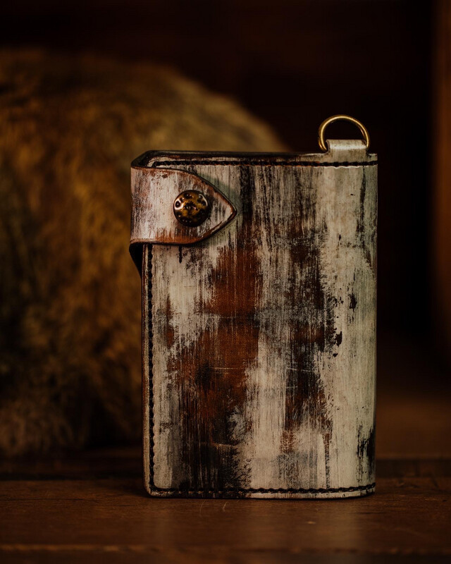 Winters Bone- Medium Nomad Series II WALLET
