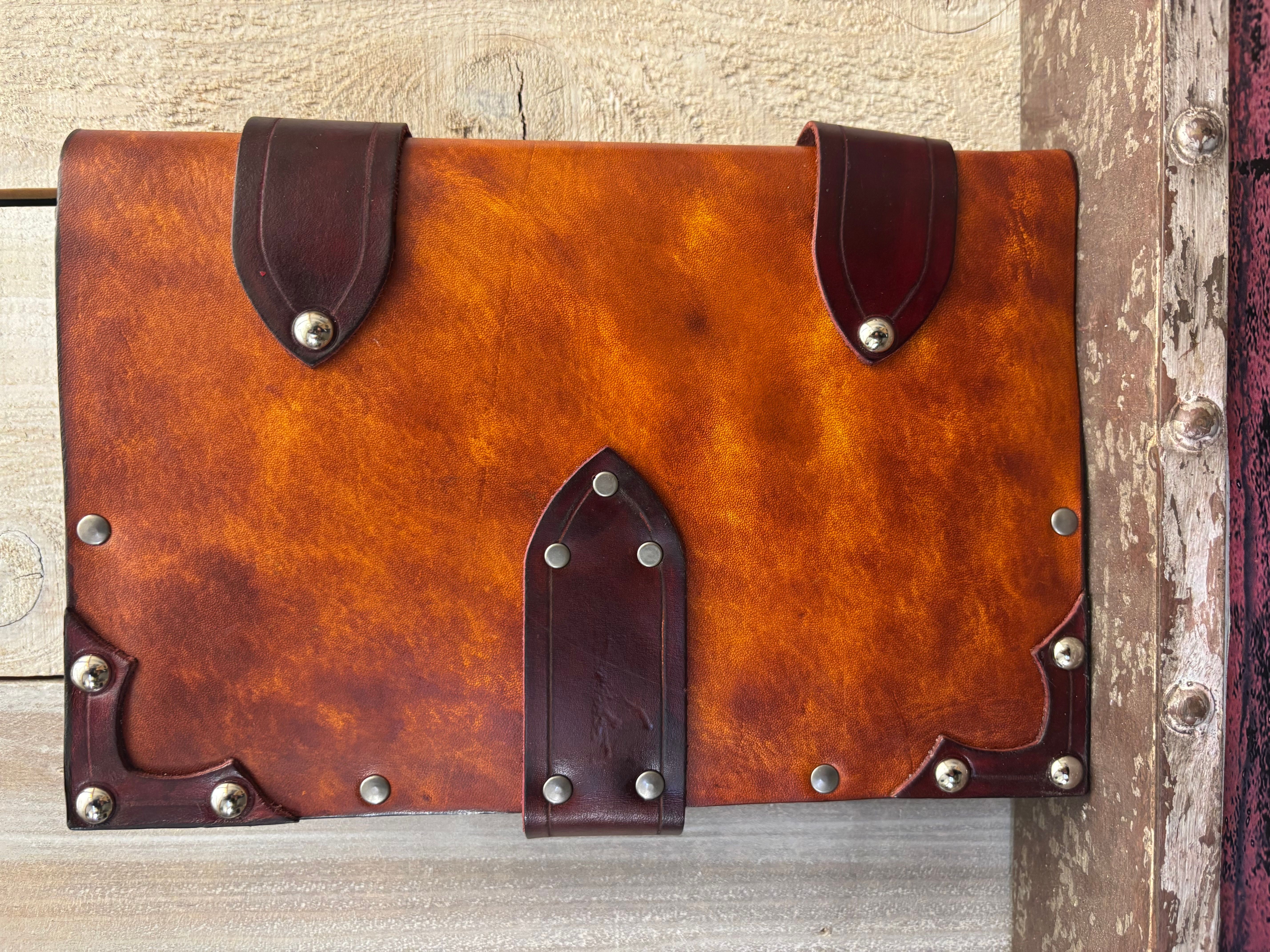 Vintage brown headdress snap closure