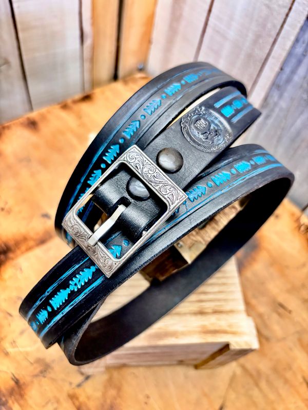 Black and turquoise arrow 1 1/4” Black and turquoise arrow 1 1/4”