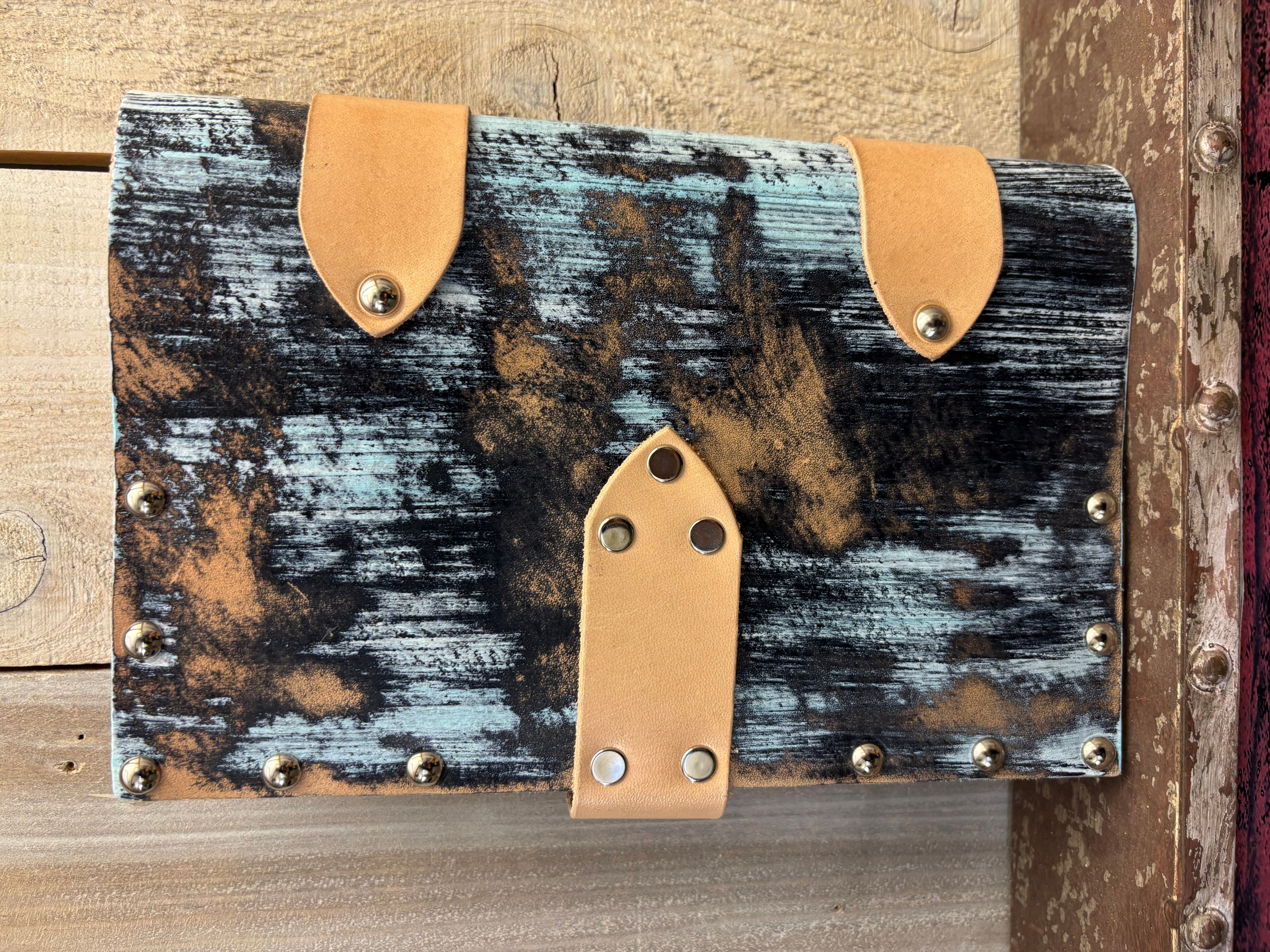 Vintage  western rope closure