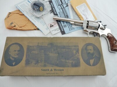 UNFIRED, 2002 Smith Wesson 15 Lew Horton McGivern Nickel