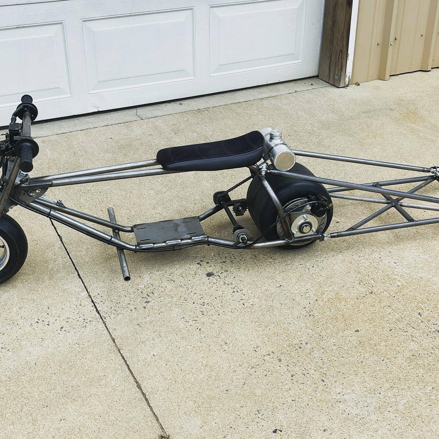 Wheelie Bar For Minidrage Bike