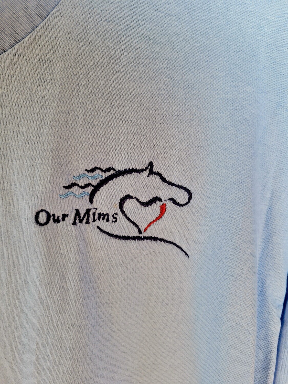 2X embroidered t-shirt