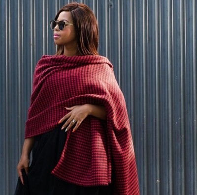 Red Houndstooth Wrap