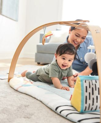 Gimnasio de descubrimiento Montessori Skip Hop