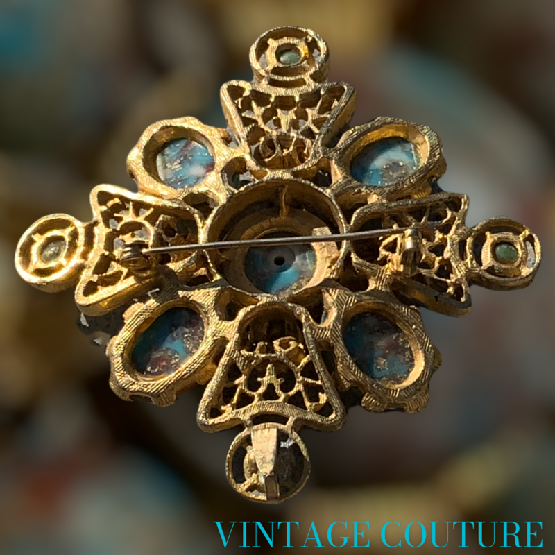 Broche de Couture Vintage de belle facture 