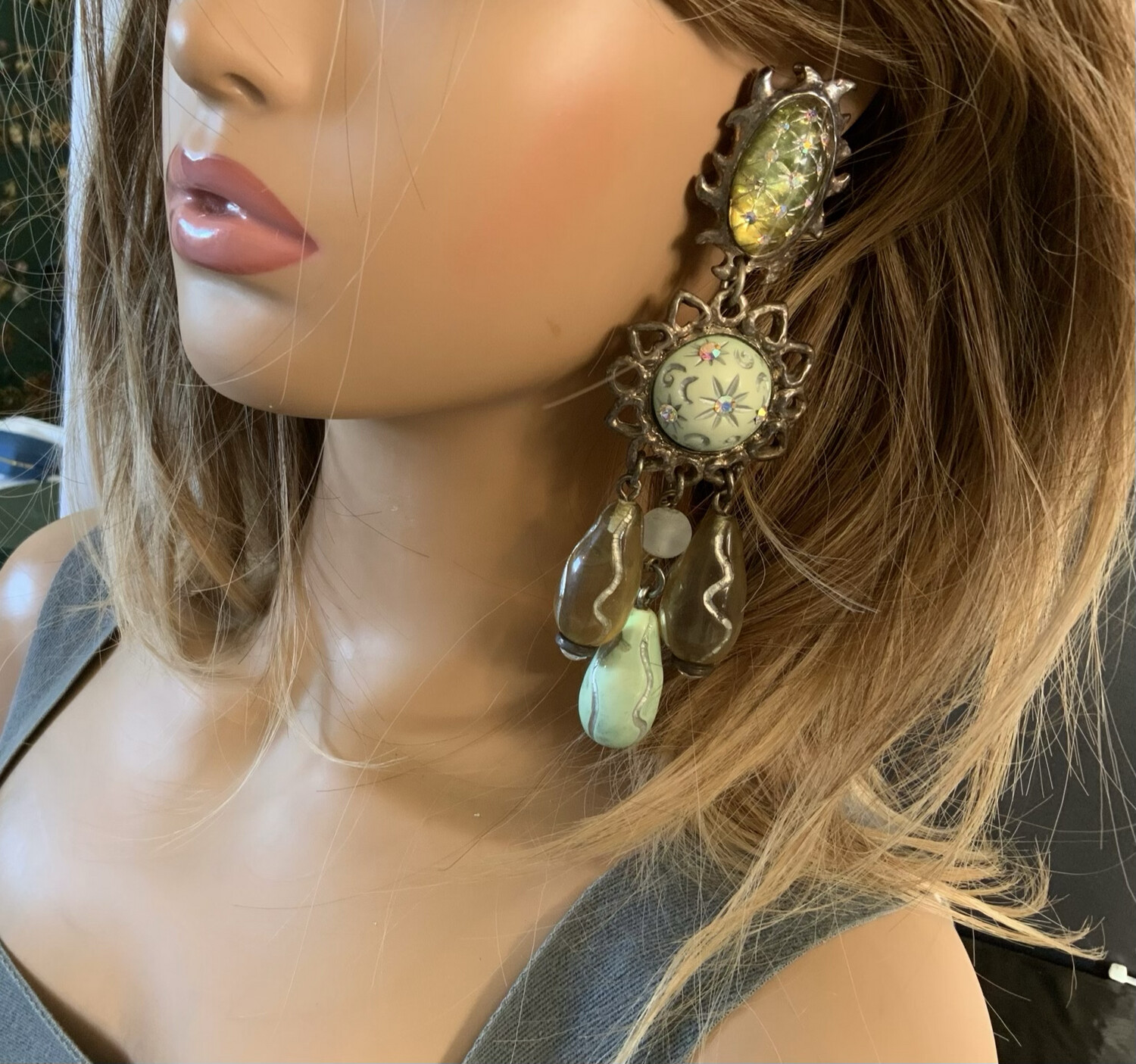 CLAIRE DEVE vintage earrings