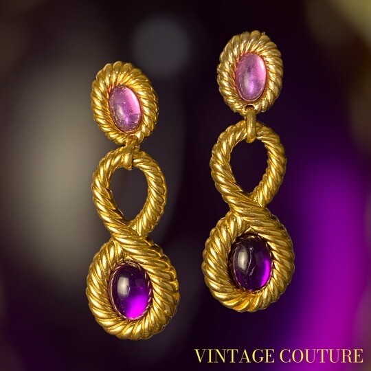 Unsigned earrings 132