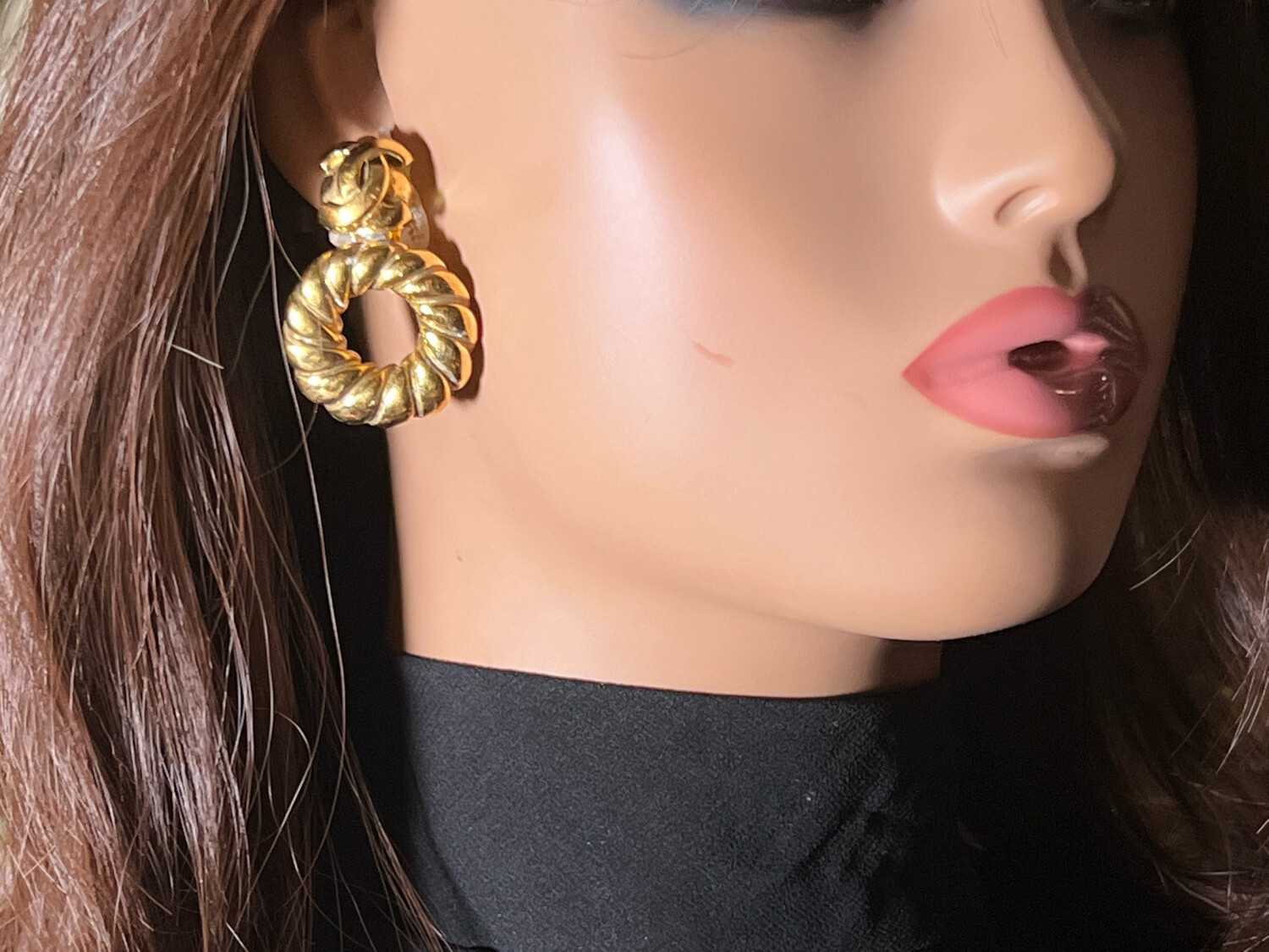 Boucles d'oreilles Chanel Vintage Plaqué or Boucles d'oreilles Chanel Vintage Plaqué or