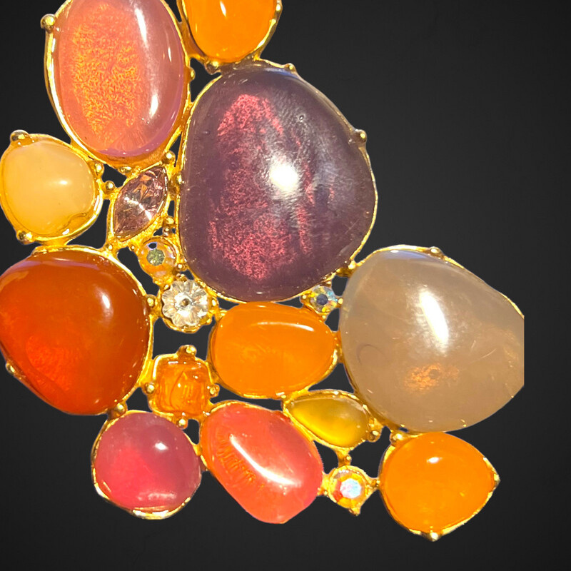 Broche vintage oversize Isaky , des couleurs au tons très chauds