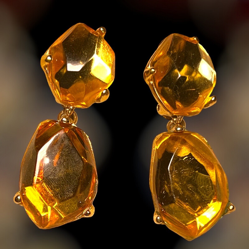 Hanging earrings in vintage resin Yves Saint Laurent